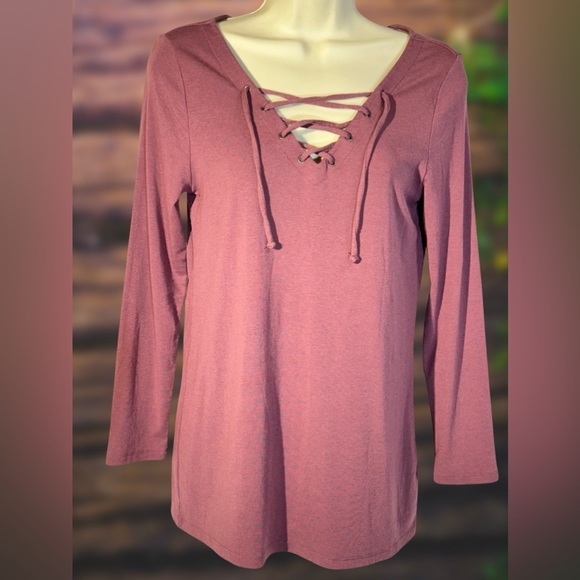 Old Navy Tunic Mauve Top Long Sleeves Lace up Front knit Size M - Picture 1 of 5